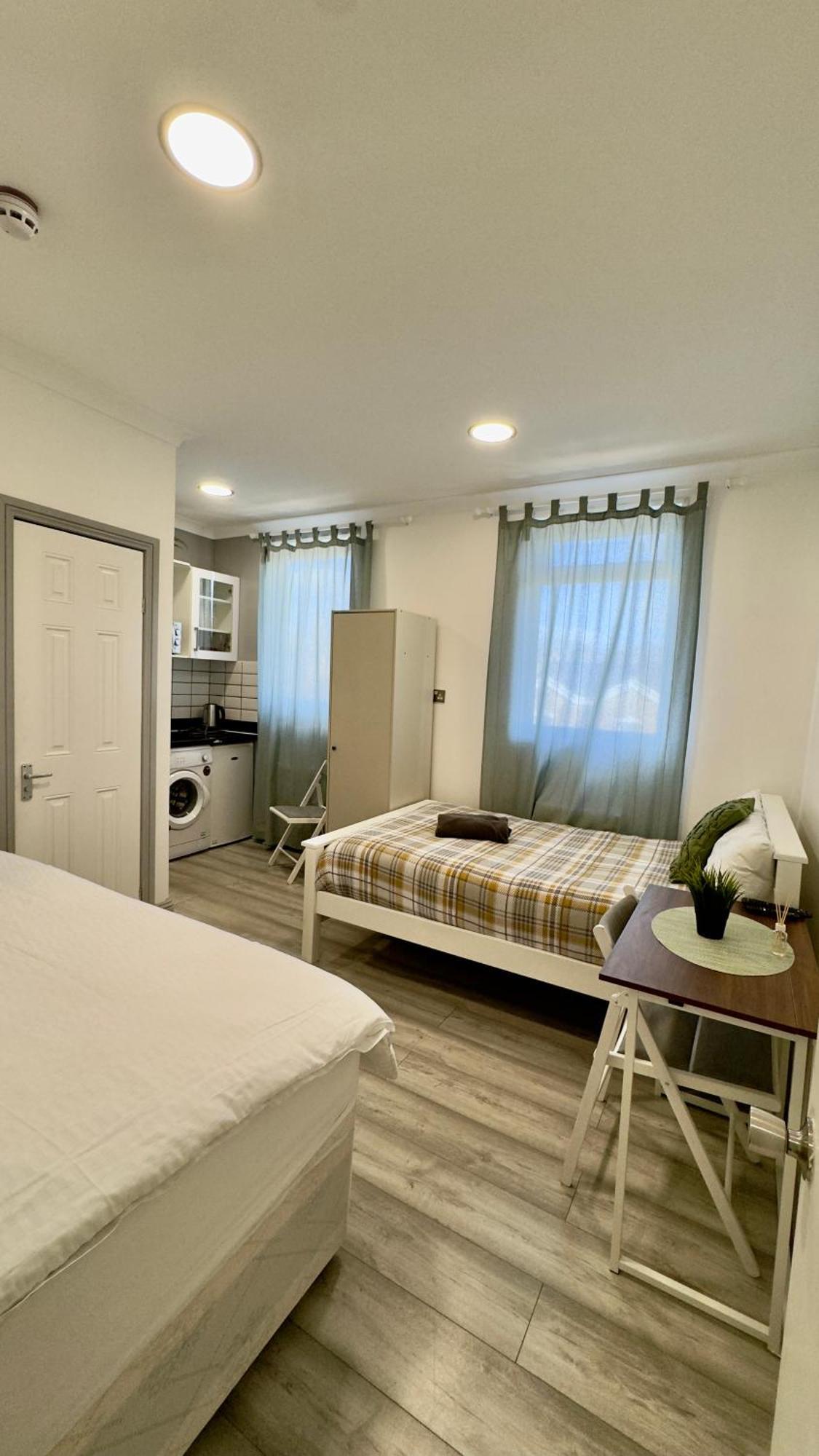 Guest & Rest 14 Hotel London Luaran gambar